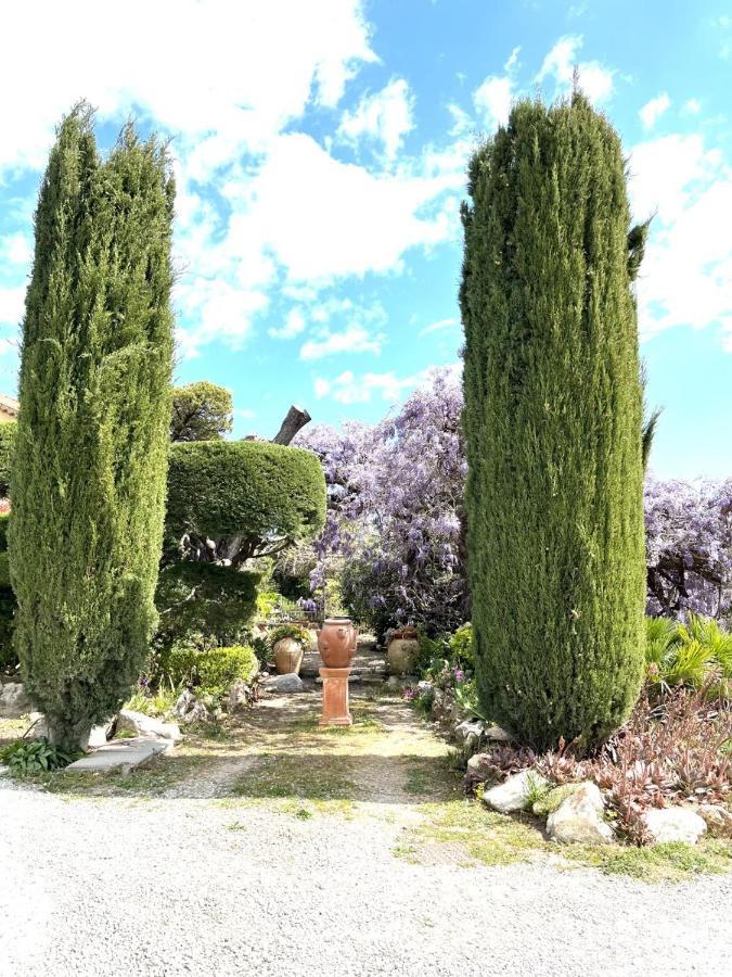 La Maison De Justine Grimaud Ngoại thất bức ảnh